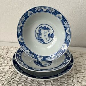 Antique Chinese Jingdezhen Blue & White Porcelain Footed Bowls Set of 3